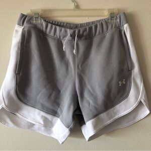 Under Armour short women size M